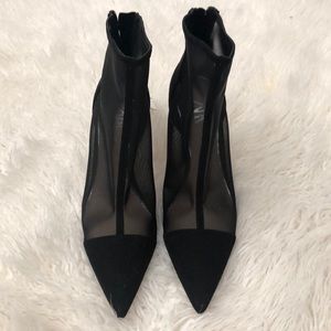 NWT Zara Mesh booties